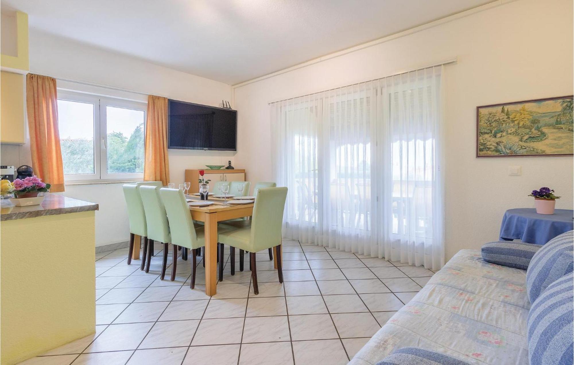 4 Bedroom Beautiful Apartment In Štinjan Zewnętrze zdjęcie